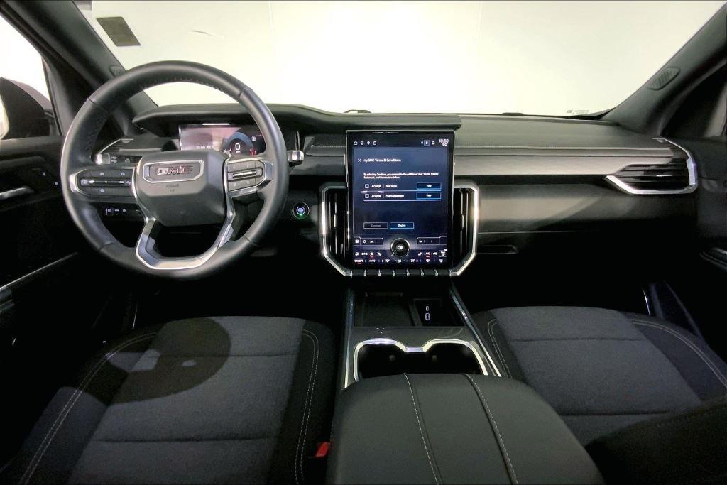 used 2025 GMC Acadia car, priced at $33,500