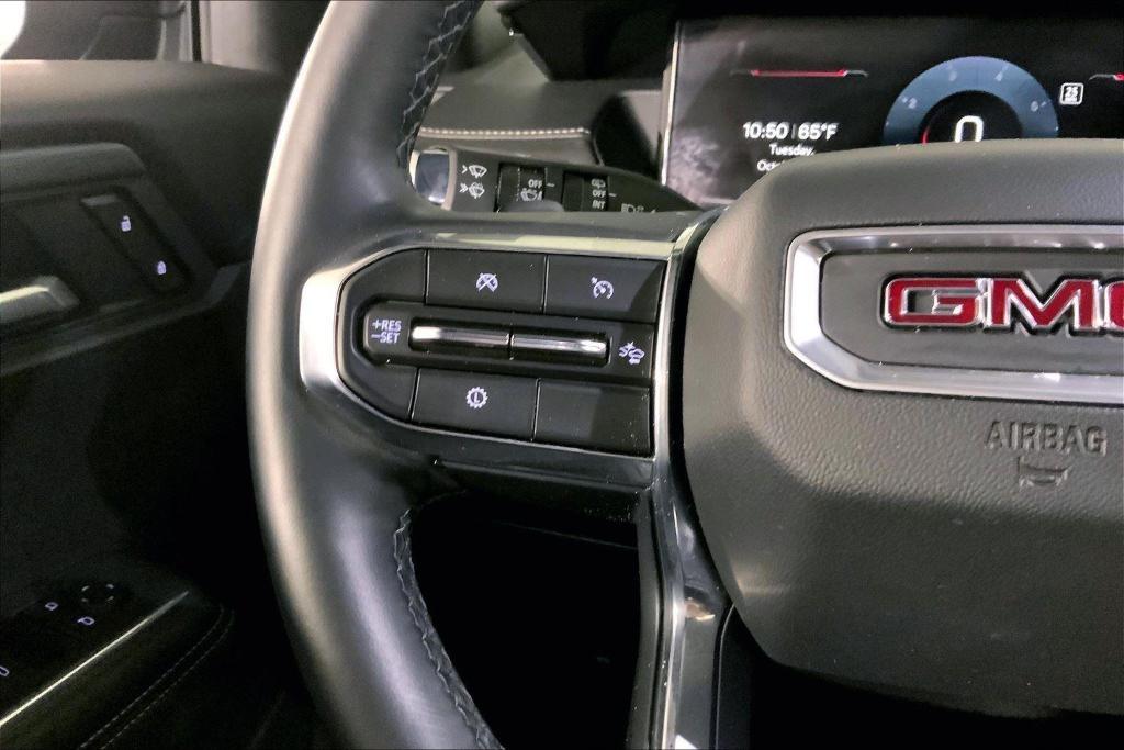 used 2025 GMC Acadia car, priced at $33,500