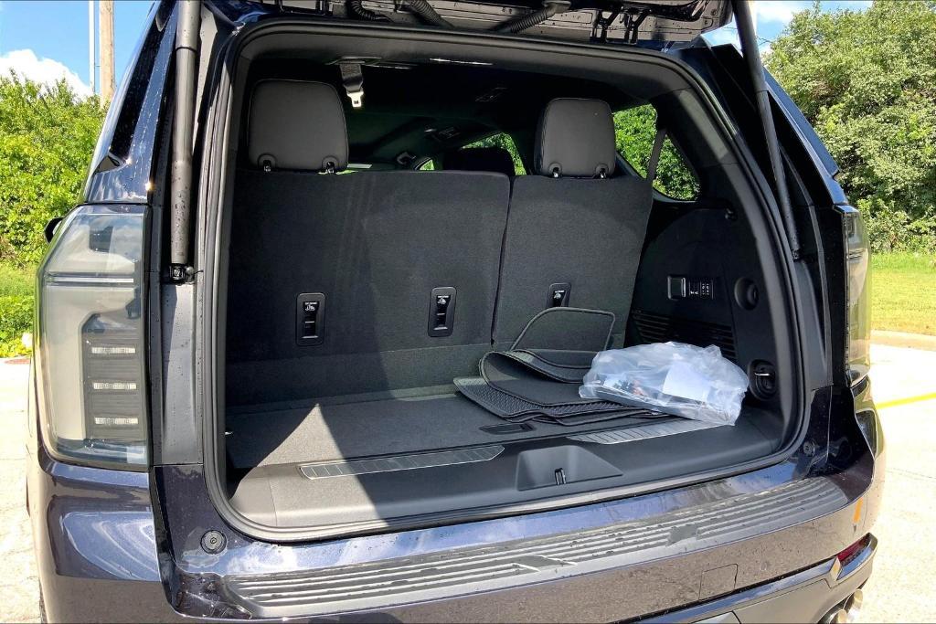new 2025 Chevrolet Tahoe car, priced at $76,225