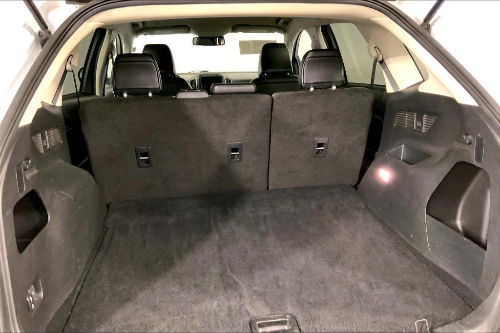 used 2024 Ford Edge car, priced at $25,500