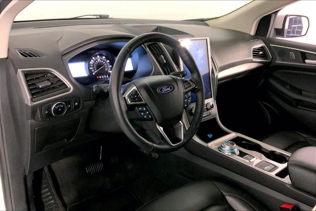 used 2024 Ford Edge car, priced at $25,500