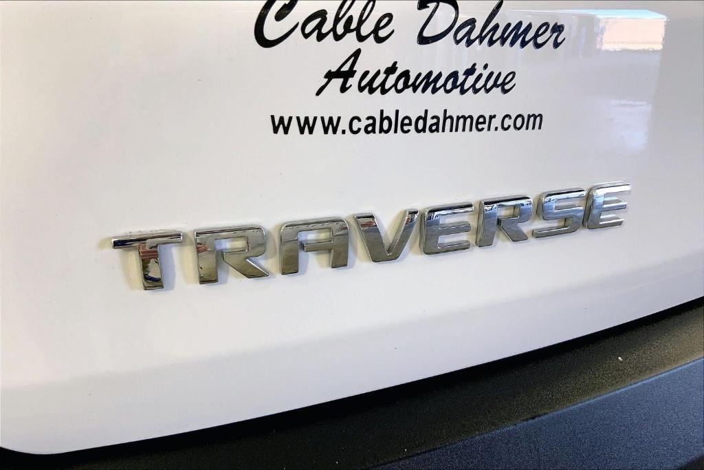 used 2023 Chevrolet Traverse car, priced at $28,000