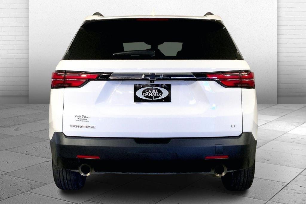 used 2023 Chevrolet Traverse car, priced at $28,000