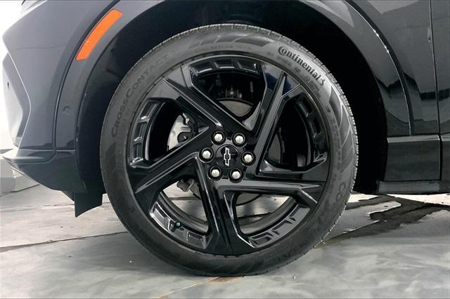 used 2024 Chevrolet Equinox EV car, priced at $31,000