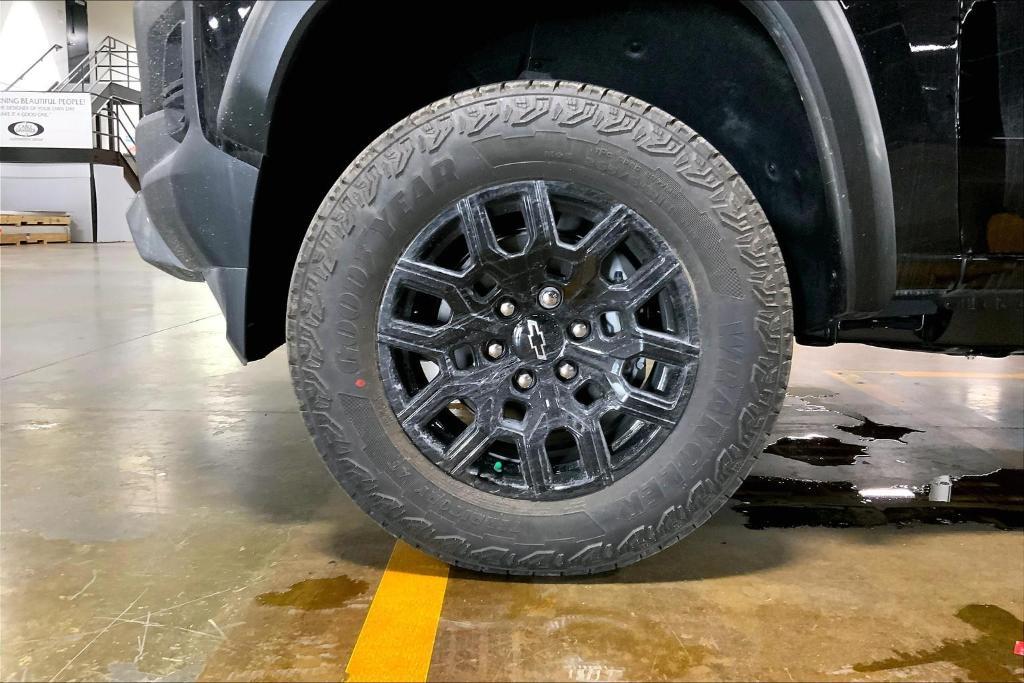 new 2026 Chevrolet Colorado car, priced at $45,260