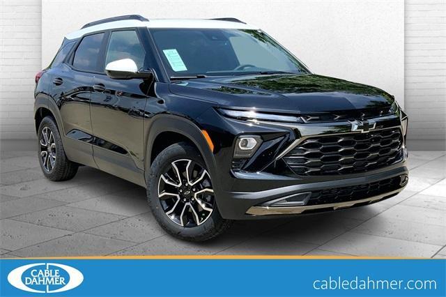 new 2025 Chevrolet TrailBlazer car, priced at $32,075