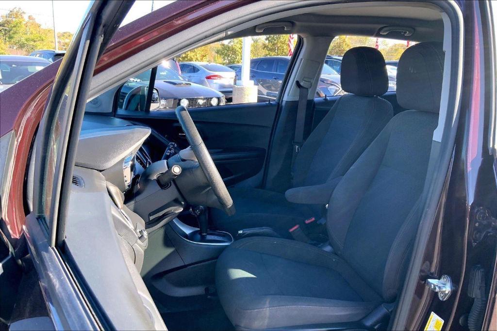 used 2021 Chevrolet Trax car, priced at $13,500