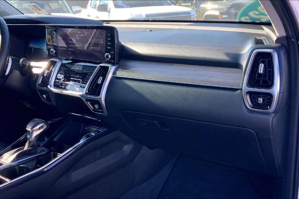 used 2023 Kia Sorento car, priced at $30,500