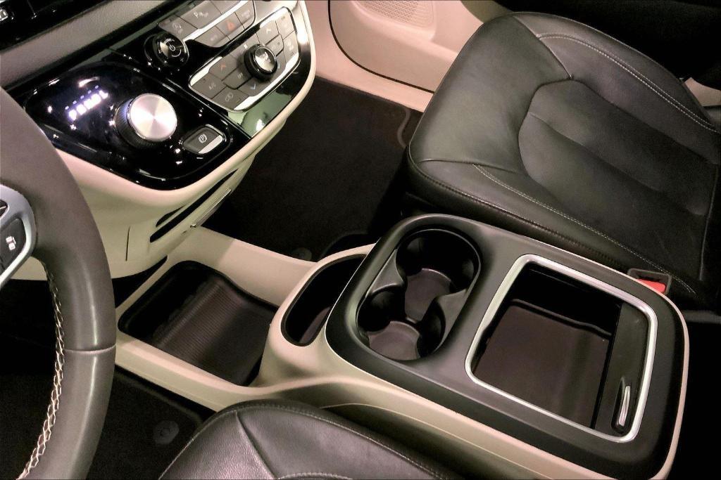 used 2022 Chrysler Pacifica car, priced at $21,500
