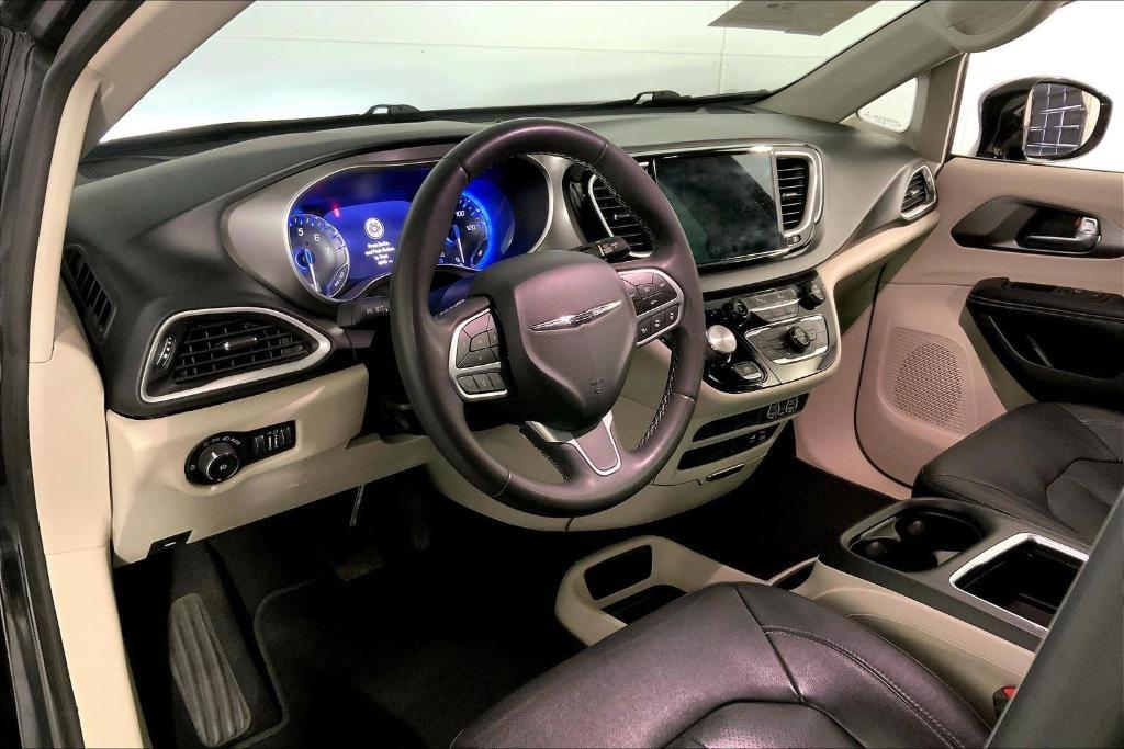 used 2022 Chrysler Pacifica car, priced at $21,500