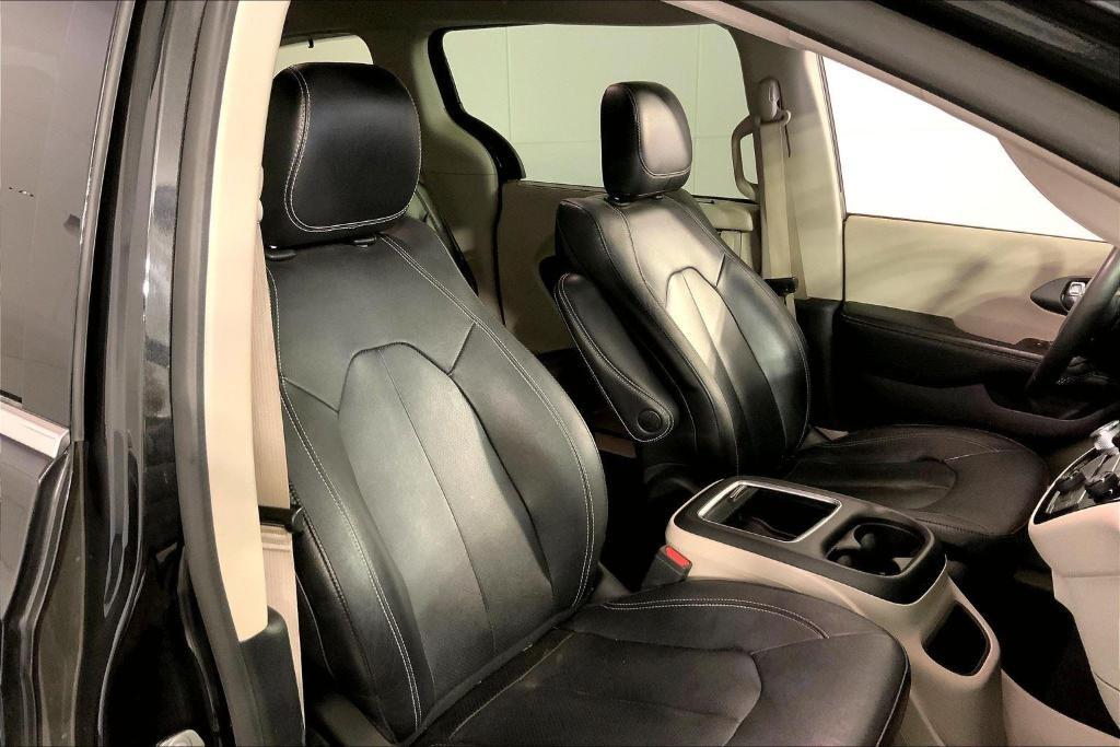 used 2022 Chrysler Pacifica car, priced at $21,500