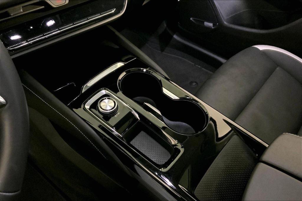 used 2024 Buick Envision car, priced at $30,000