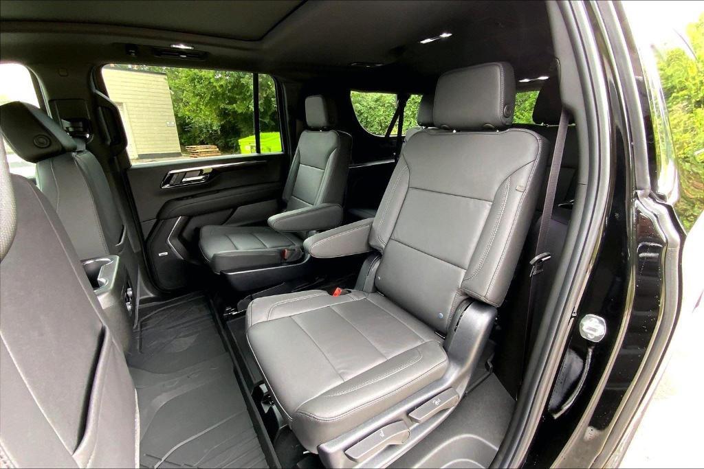 new 2025 Chevrolet Suburban car, priced at $72,365