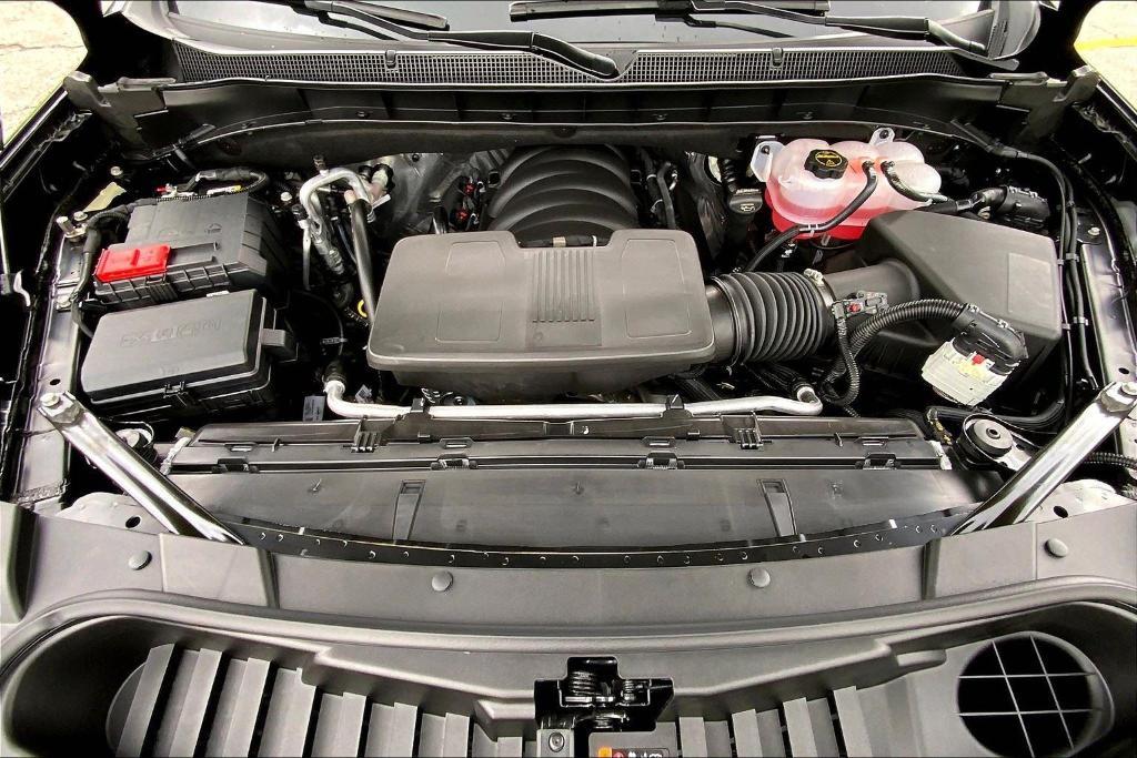 new 2025 Chevrolet Suburban car, priced at $72,365