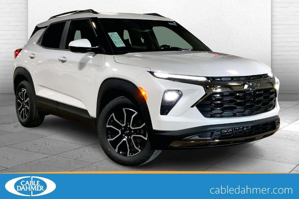 new 2025 Chevrolet TrailBlazer car, priced at $31,220