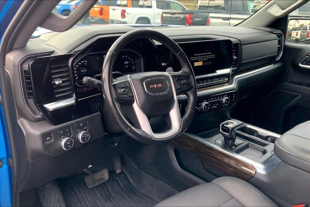 used 2023 GMC Sierra 1500 car, priced at $42,000