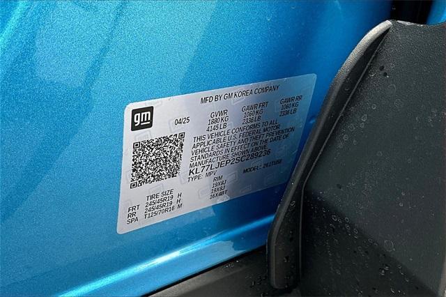 new 2025 Chevrolet Trax car, priced at $28,230
