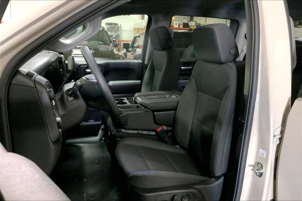 new 2026 Chevrolet Silverado 1500 car, priced at $39,670