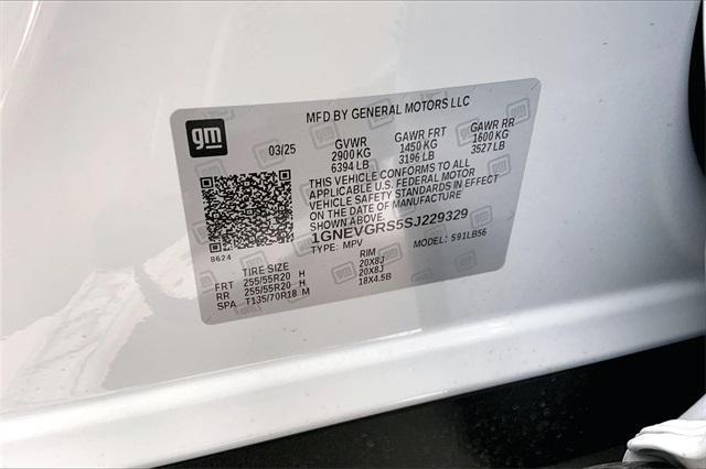 new 2025 Chevrolet Traverse car, priced at $52,070