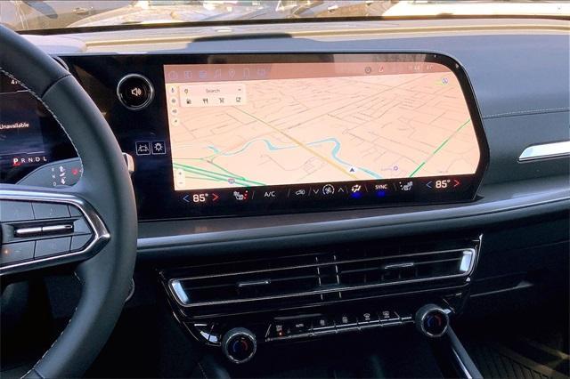 new 2025 Chevrolet Traverse car, priced at $52,070