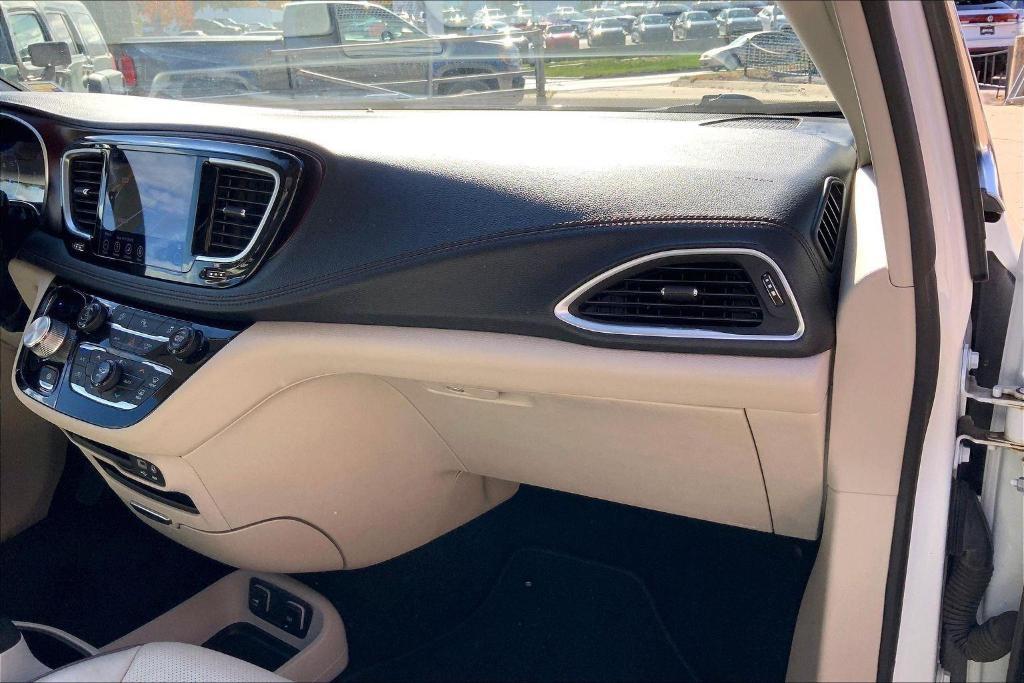 used 2019 Chrysler Pacifica car, priced at $19,000