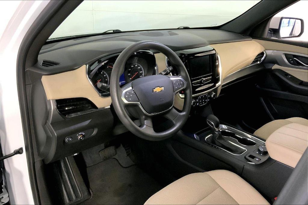 used 2023 Chevrolet Traverse car, priced at $25,500