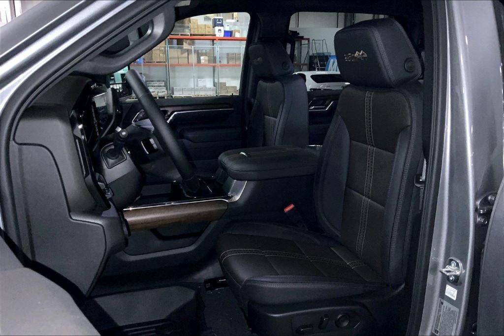 new 2025 Chevrolet Silverado 2500 car, priced at $84,965