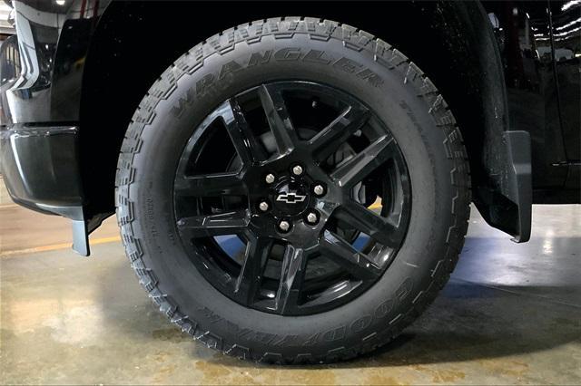 new 2025 Chevrolet Silverado 1500 car, priced at $53,800
