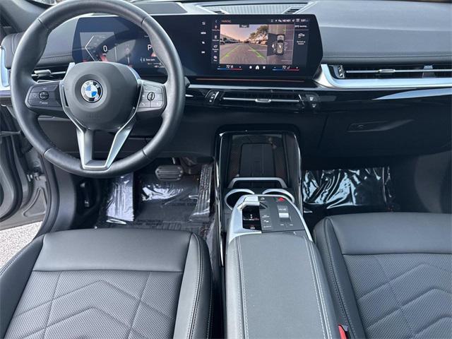 new 2025 BMW X1 car