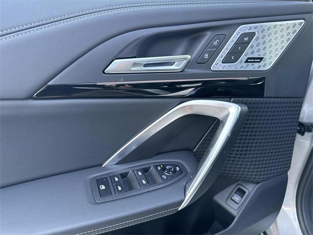 new 2025 BMW X1 car