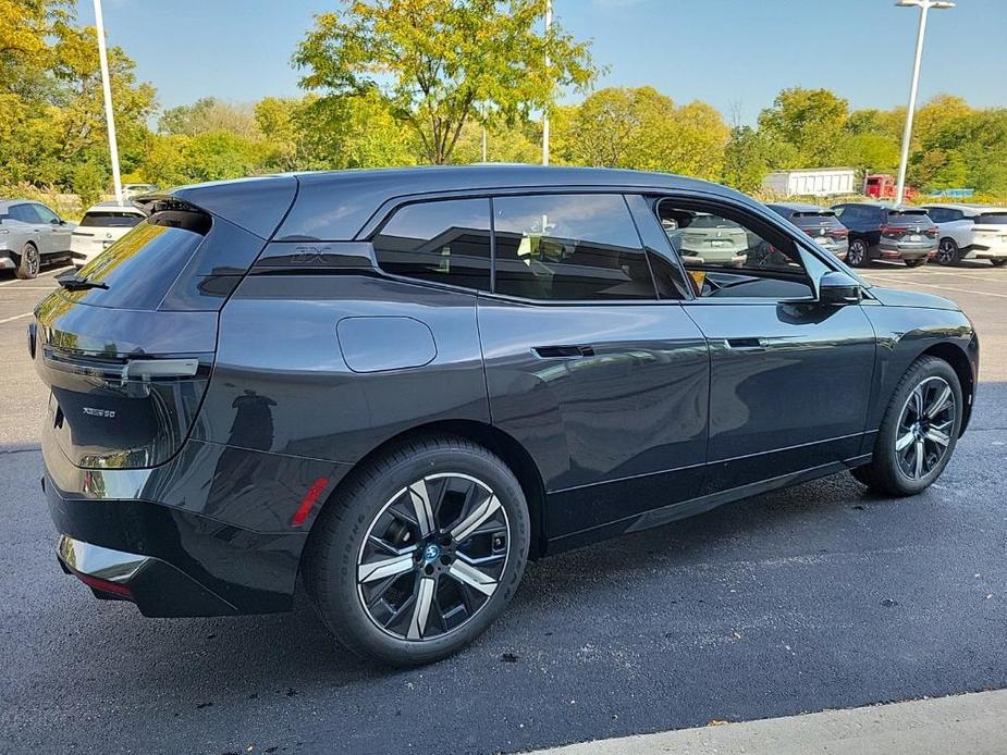 new 2024 BMW iX car