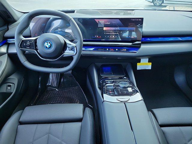 new 2024 BMW i5 car