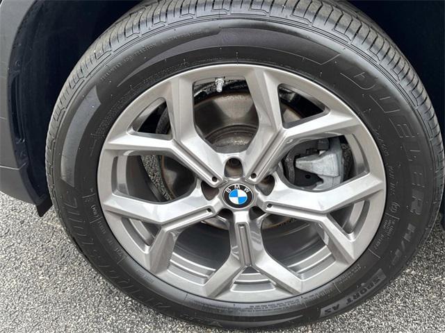used 2022 BMW X3 car, priced at $34,290