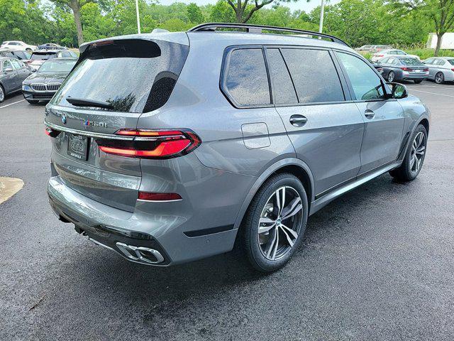 new 2025 BMW X7 car