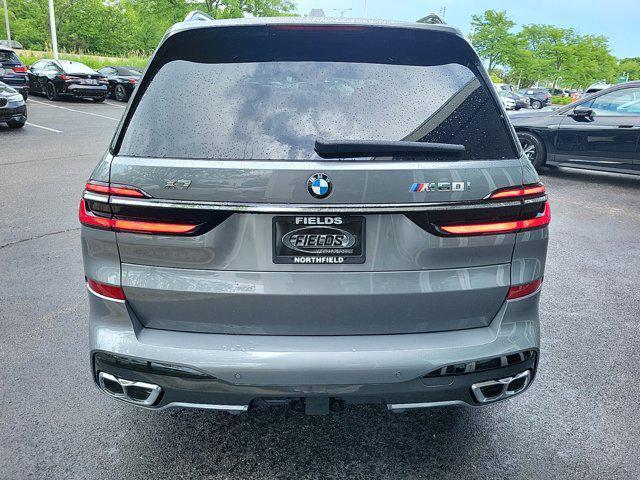 new 2025 BMW X7 car