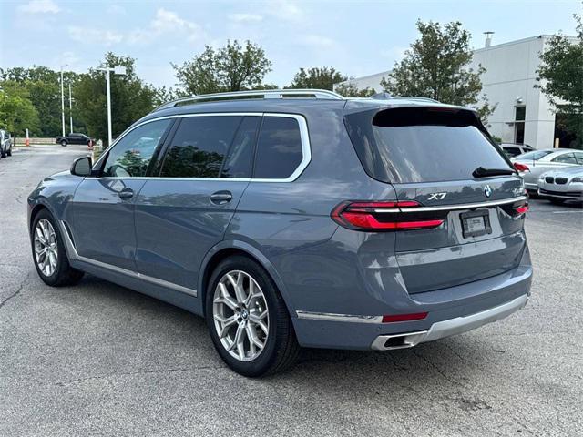 new 2025 BMW X7 car