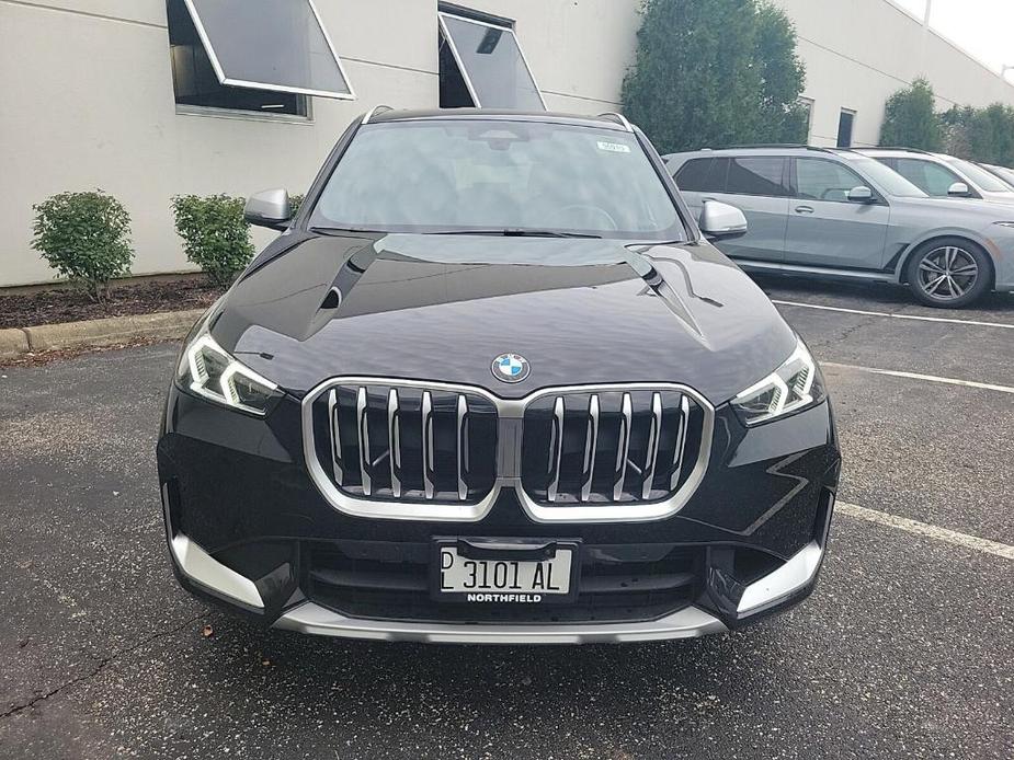 new 2024 BMW X1 car