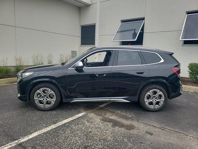 new 2024 BMW X1 car