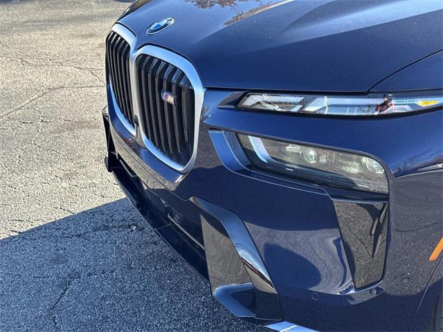 new 2026 BMW X7 car, priced at $125,275