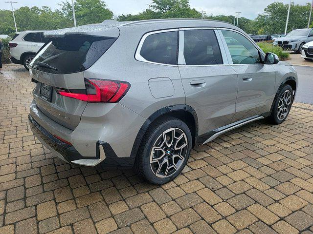 new 2024 BMW X1 car