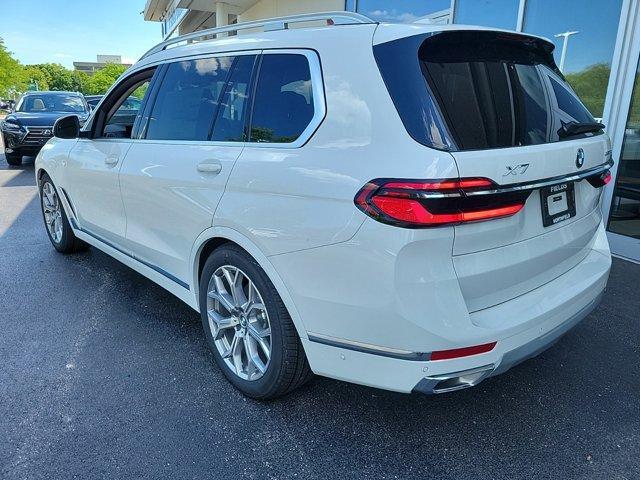 new 2025 BMW X7 car