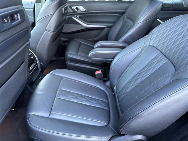 used 2021 BMW X7 car, priced at $41,990