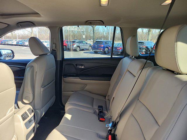 used 2022 Honda Pilot car, priced at $35,990