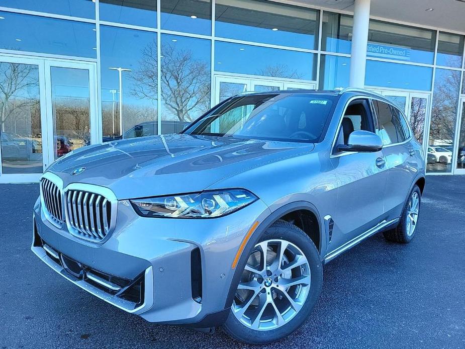 new 2024 BMW X5 car