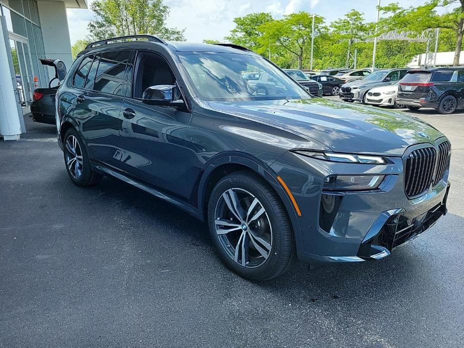new 2025 BMW X7 car, priced at $126,205