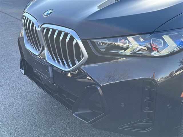 new 2025 BMW X6 car