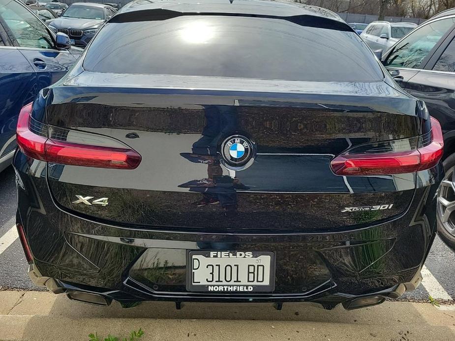 new 2024 BMW X4 car