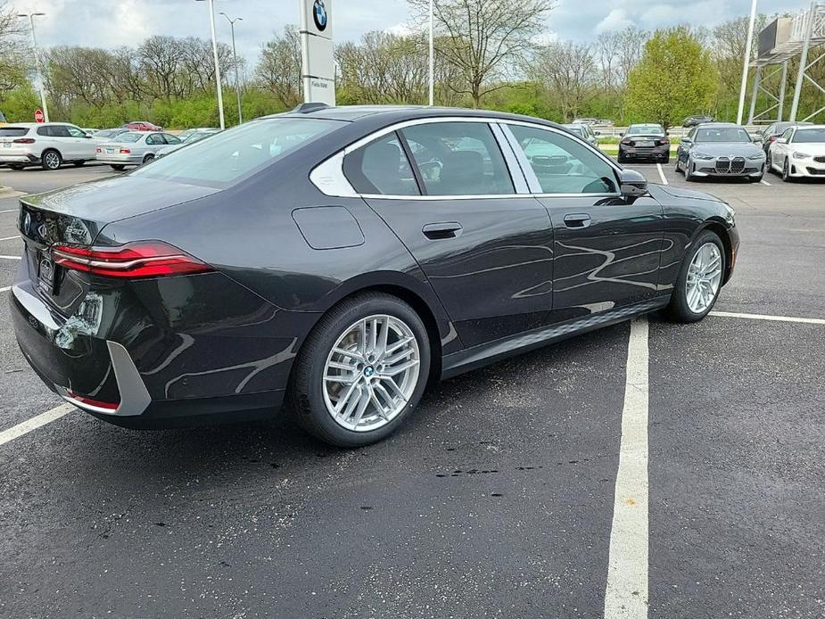 new 2024 BMW 530 car, priced at $65,925