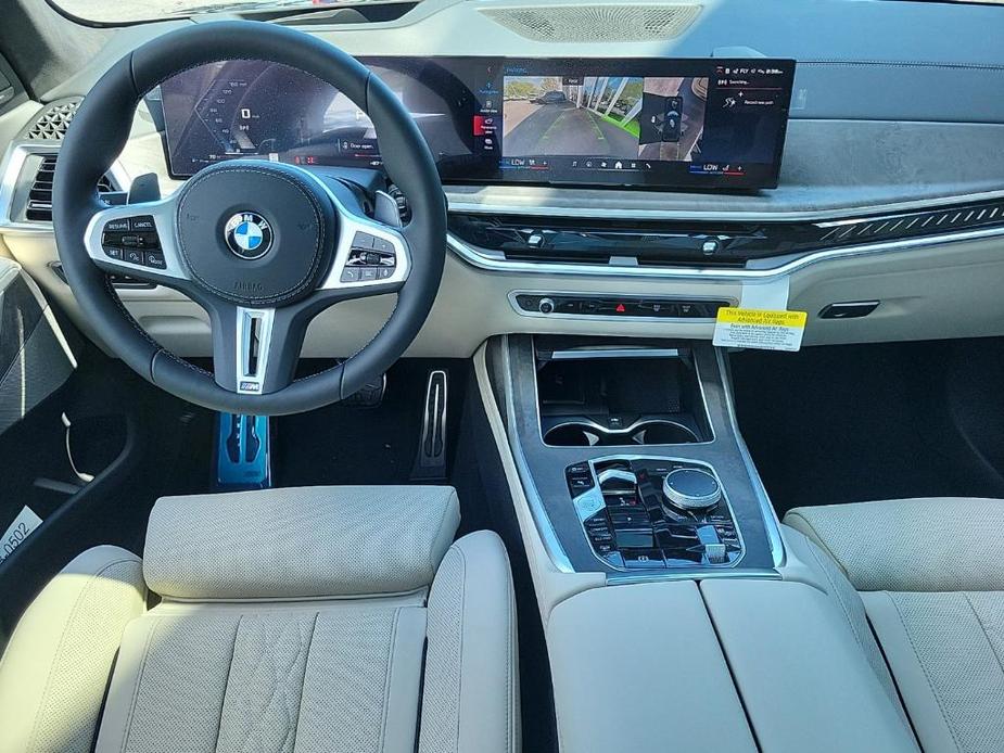 new 2025 BMW X7 car, priced at $114,355