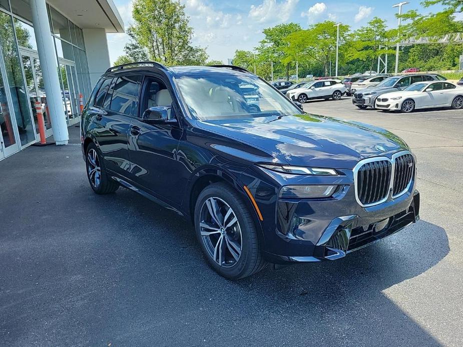 new 2025 BMW X7 car, priced at $114,355